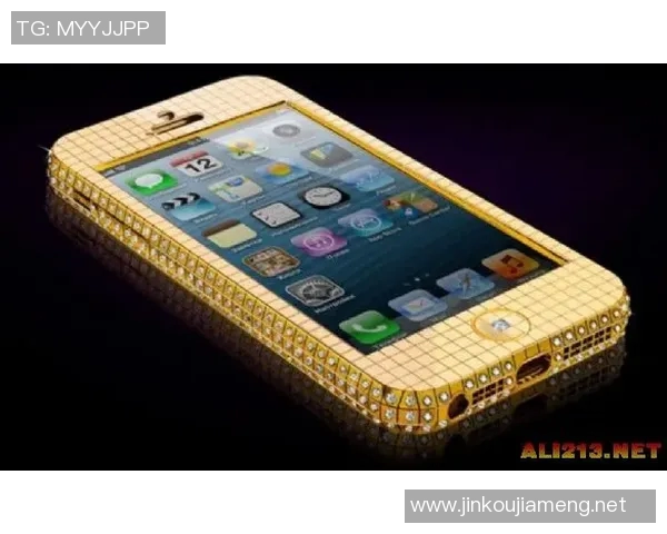 手机屏幕碎裂的足球明星如何在逆境中重拾信心与荣耀 手机屏幕碎裂的足球明星如何在逆境中重拾信心与荣耀